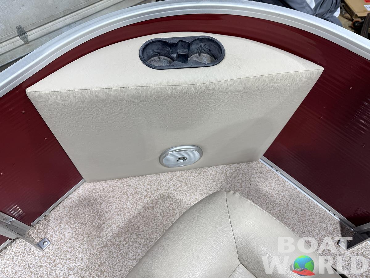 Used 2016 Weeres 200 Allure Fish Pontoon