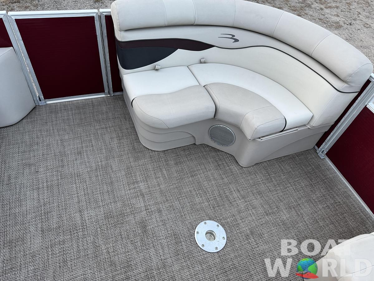 Used 2019 Bennington 21 SX Pontoon