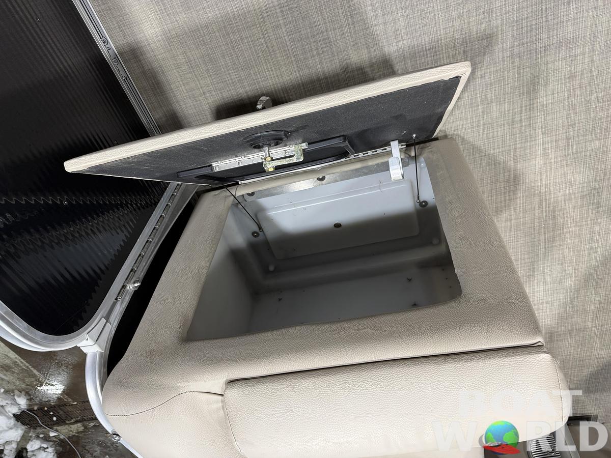 Used 2015 Palm Beach Ultra 240 Cruise & 115HP