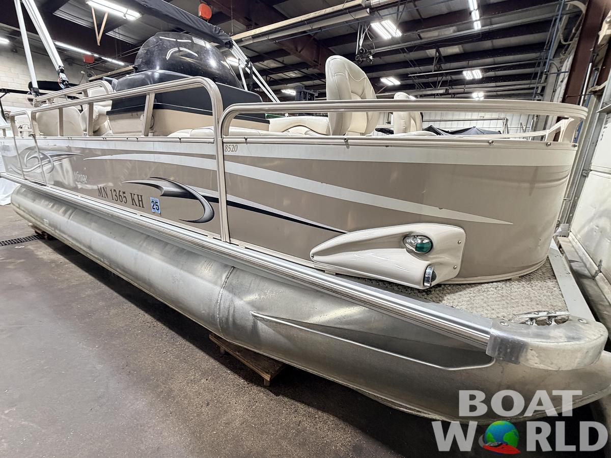 Used 2008 Sylvan Mirage 8520 Party Fish