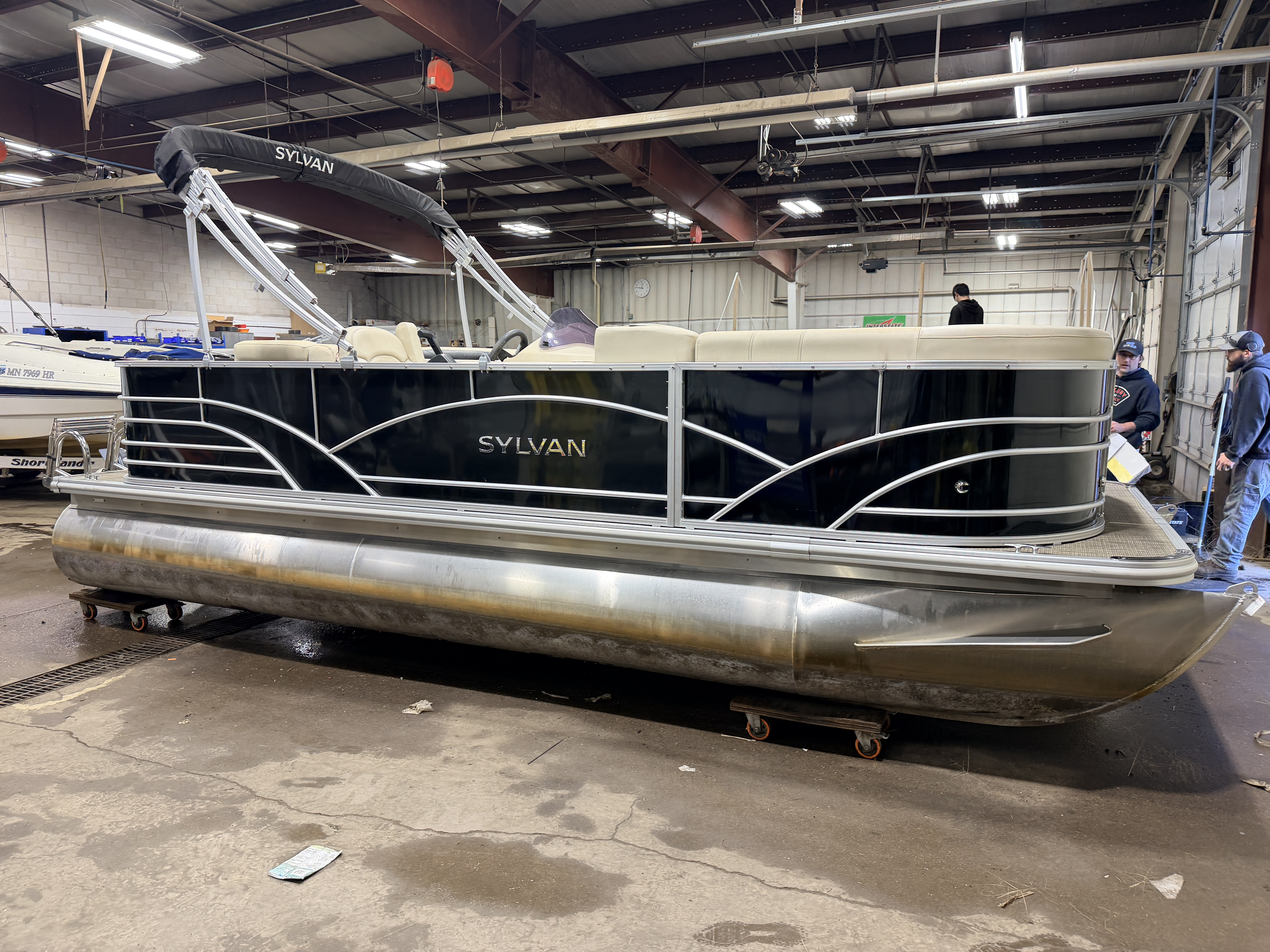 Used 2019 Sylvan Mirage 820 Cruise & 50HP Yamaha 4Stroke