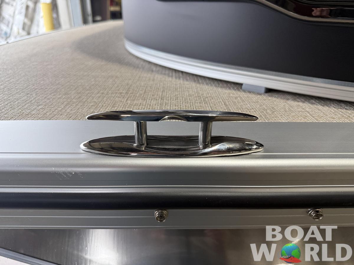 2026 Tahoe Pontoons LTZ 1985 Cruise Rear Bench (CRB)