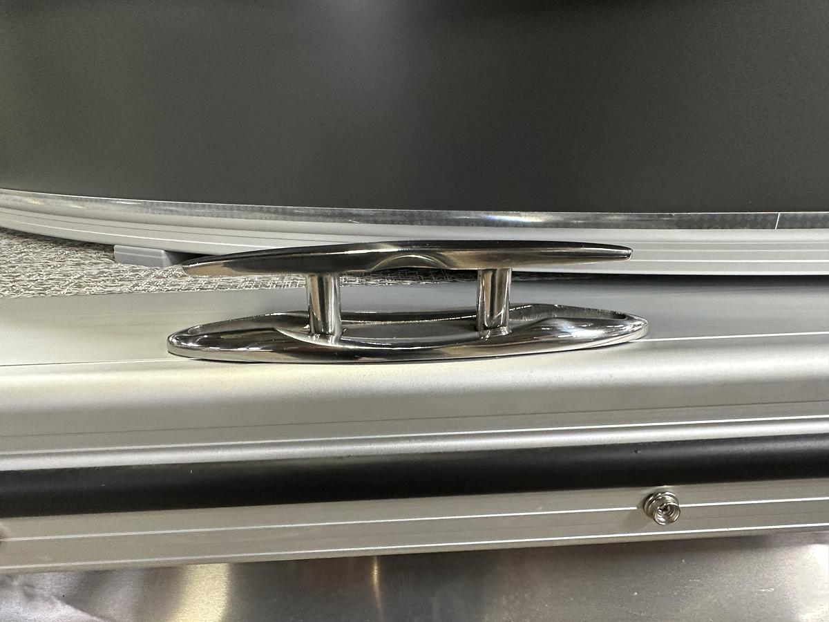 2025 Tahoe Pontoons Cascade 2385 Cruise Rear Bench Tritoon & Honda 225HP 4-Stroke EFI