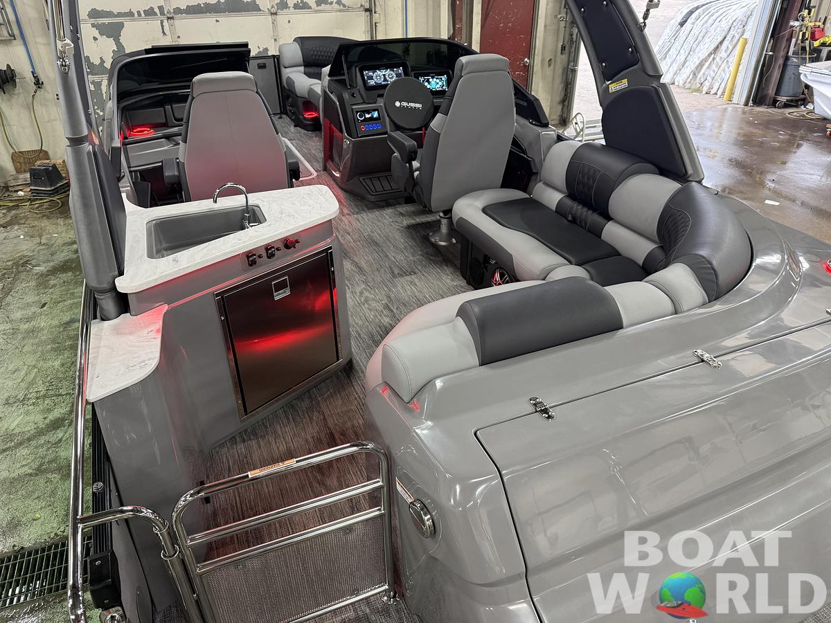 2026 Tahoe Pontoons Grand Tahoe 2585 Elite Windshield Tritoon & Mercury 400HP V10