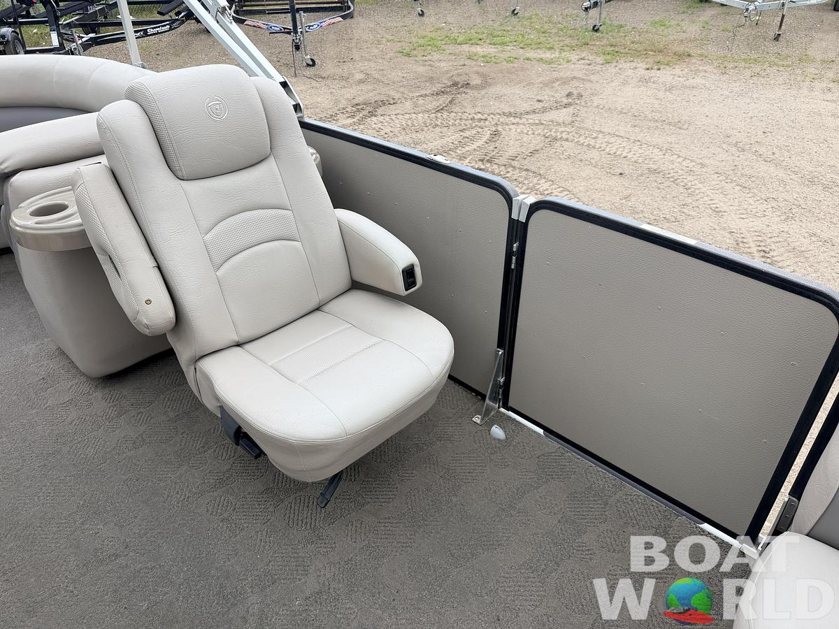 Used 2012 Premier 225 Solaris & 50HP Yamaha 4Stroke -$19,995
