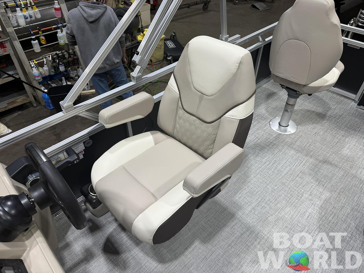 2026 Tahoe Sport Fish & Cruise 23E80 Pontoon $33995