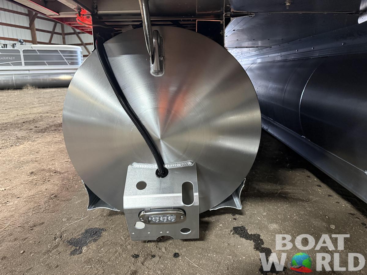 2026 Tahoe Pontoons Cascade 2385 Elite Windshield Tritoon