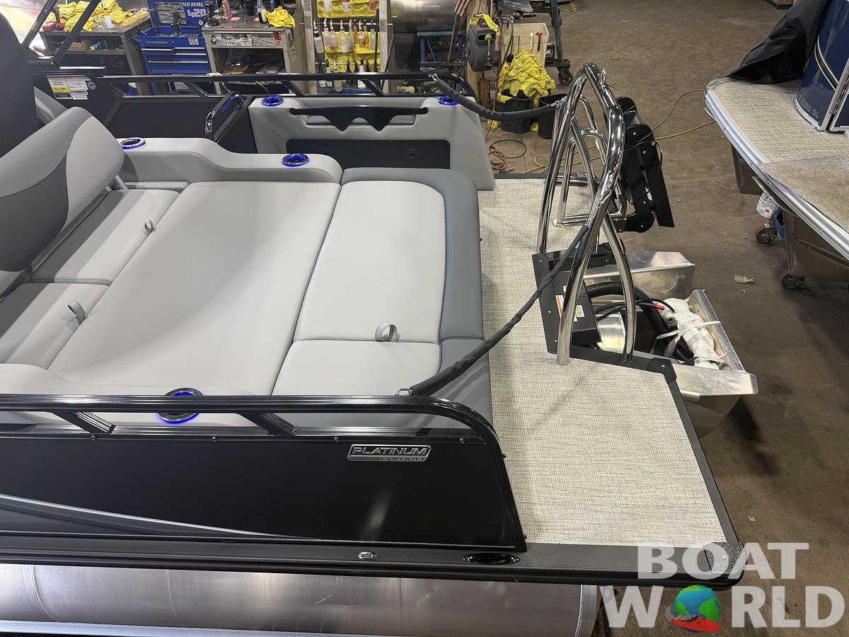 2027 Tahoe LTZ 300HP VRB Windshield Swingback $69995