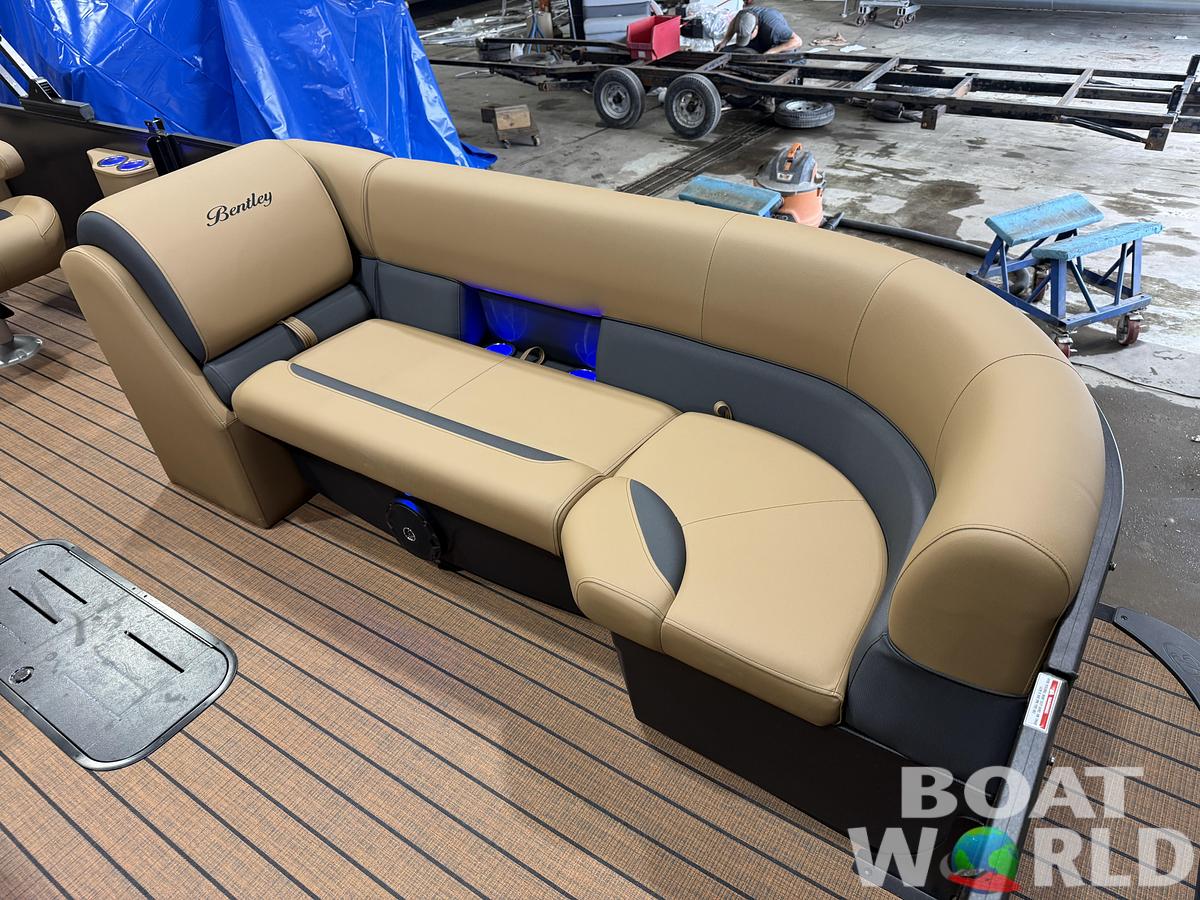 2027 Bentley 300hp Swingback Legacy 243 Tritoon $69995