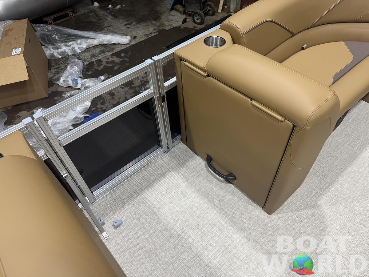 2026 Tahoe Pontoons Sport 2185 Swingback (VRB)