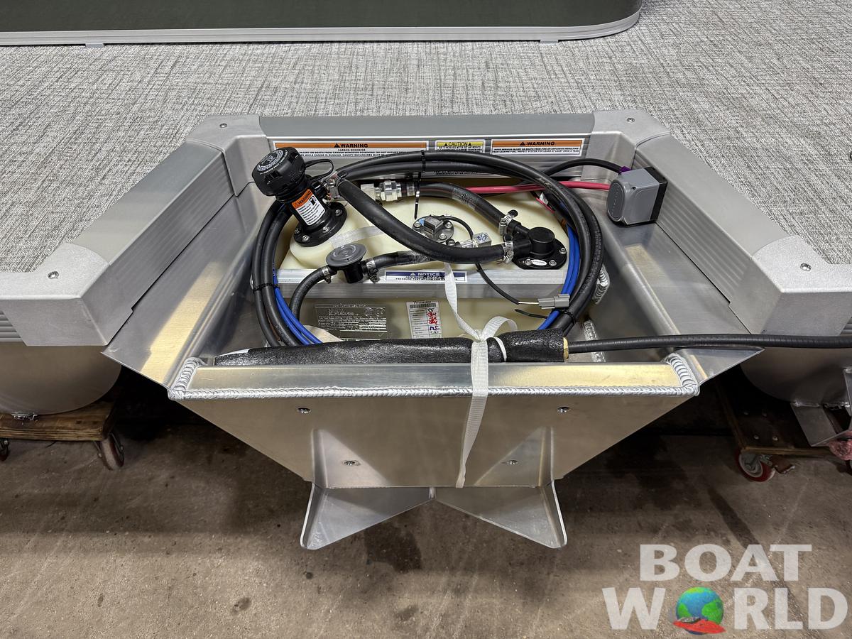 2025 Tahoe Pontoons LTZ 2385 Swingback (VRL) & Honda 4-Stroke EFI