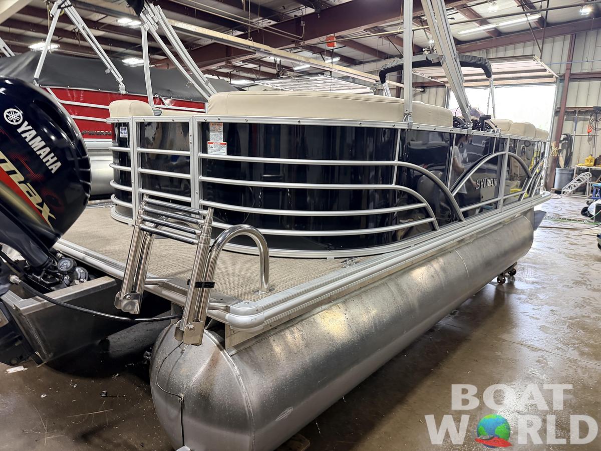 Used 2019 Sylvan MIrage 820 LZ Quad Lounge & 90HP Yamaha -$27,995