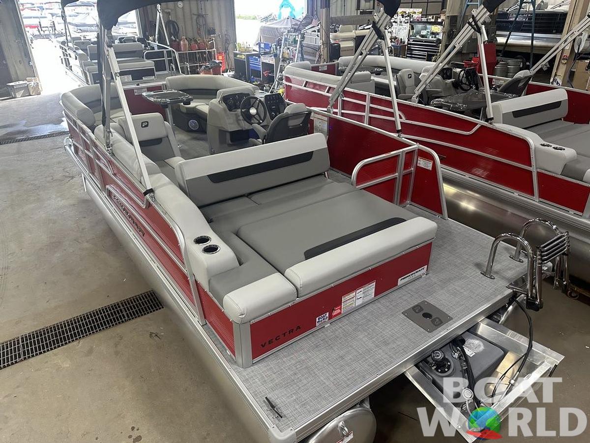 2025 Princecraft Vectra 21 RL Swingback Lounge Pontoon & Mercury 4-Stroke EFI