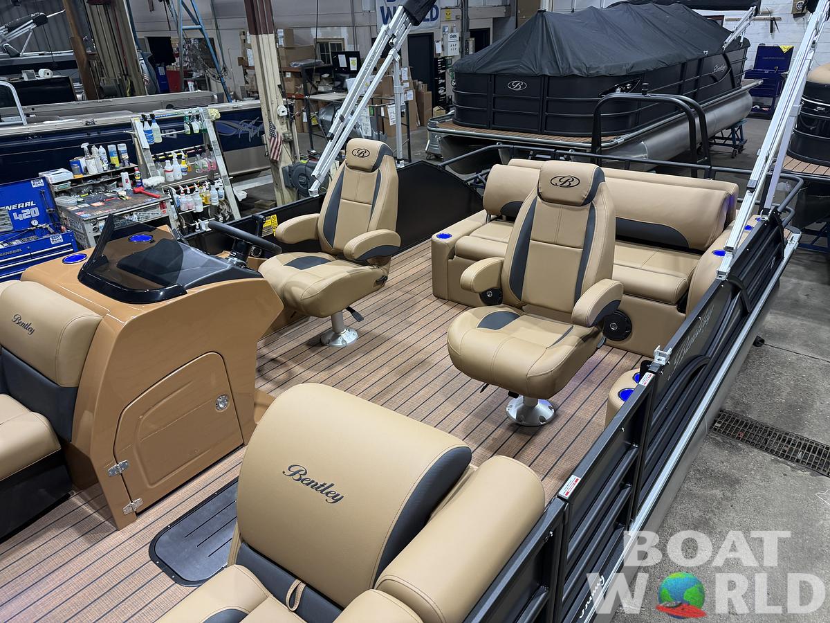 2027 Bentley Legacy 223 Swingback Tritoon $53995