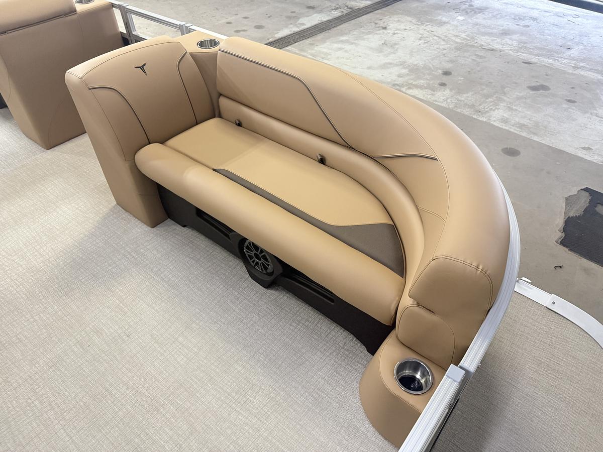 2026 Tahoe Pontoons Sport 2385 Swingback (VRB) & Honda 4-Stroke EFI