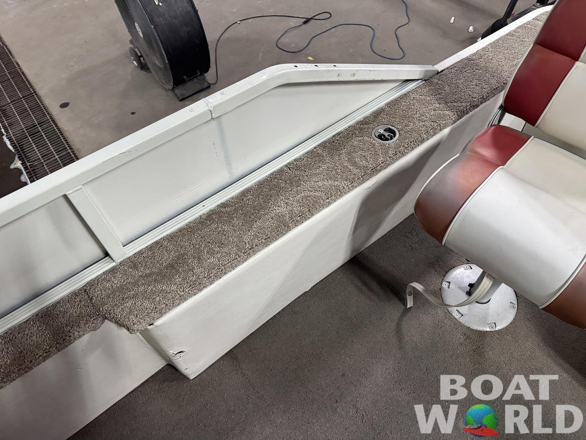 Used 2006 Crestliner 2285 CFI Pontoon