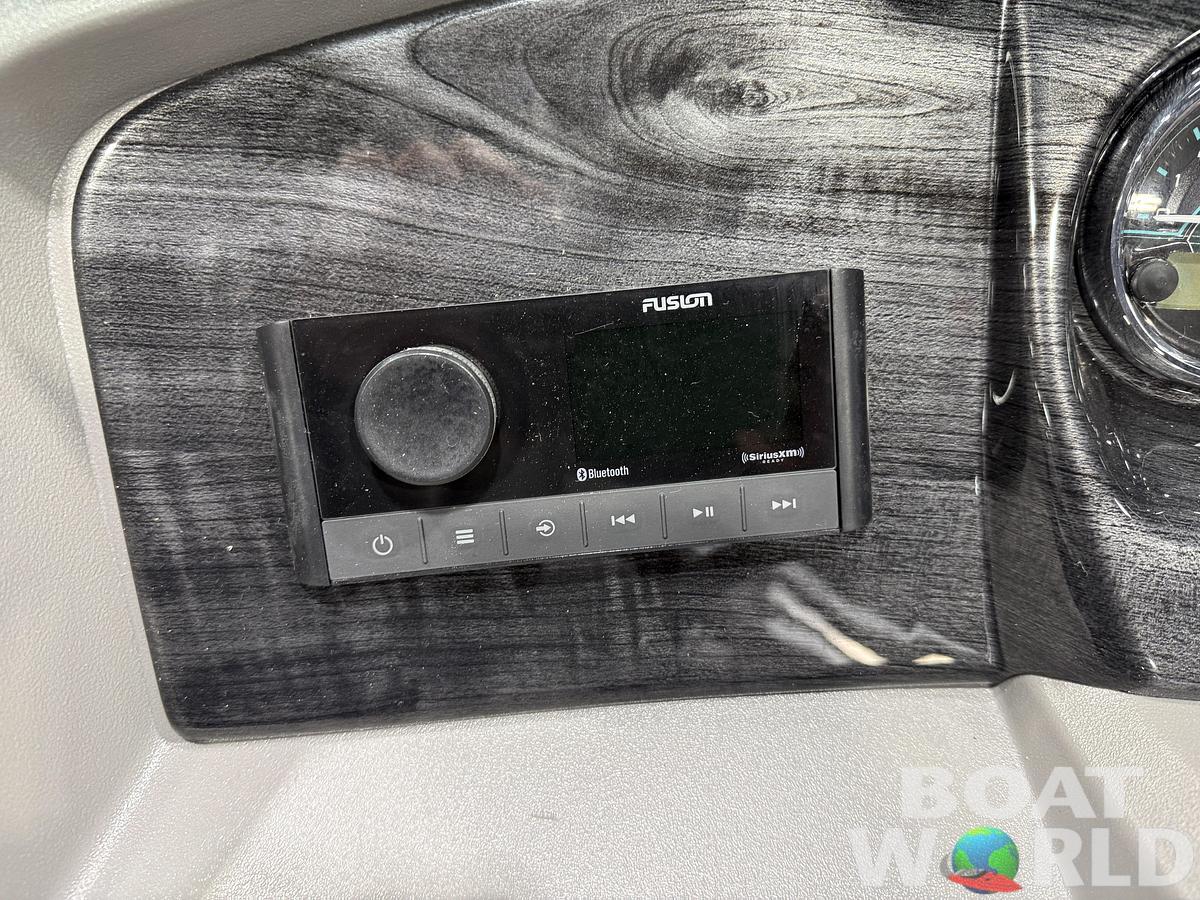 2026 Tahoe Pontoons LTZ 2385 Quad Lounge Tritoon