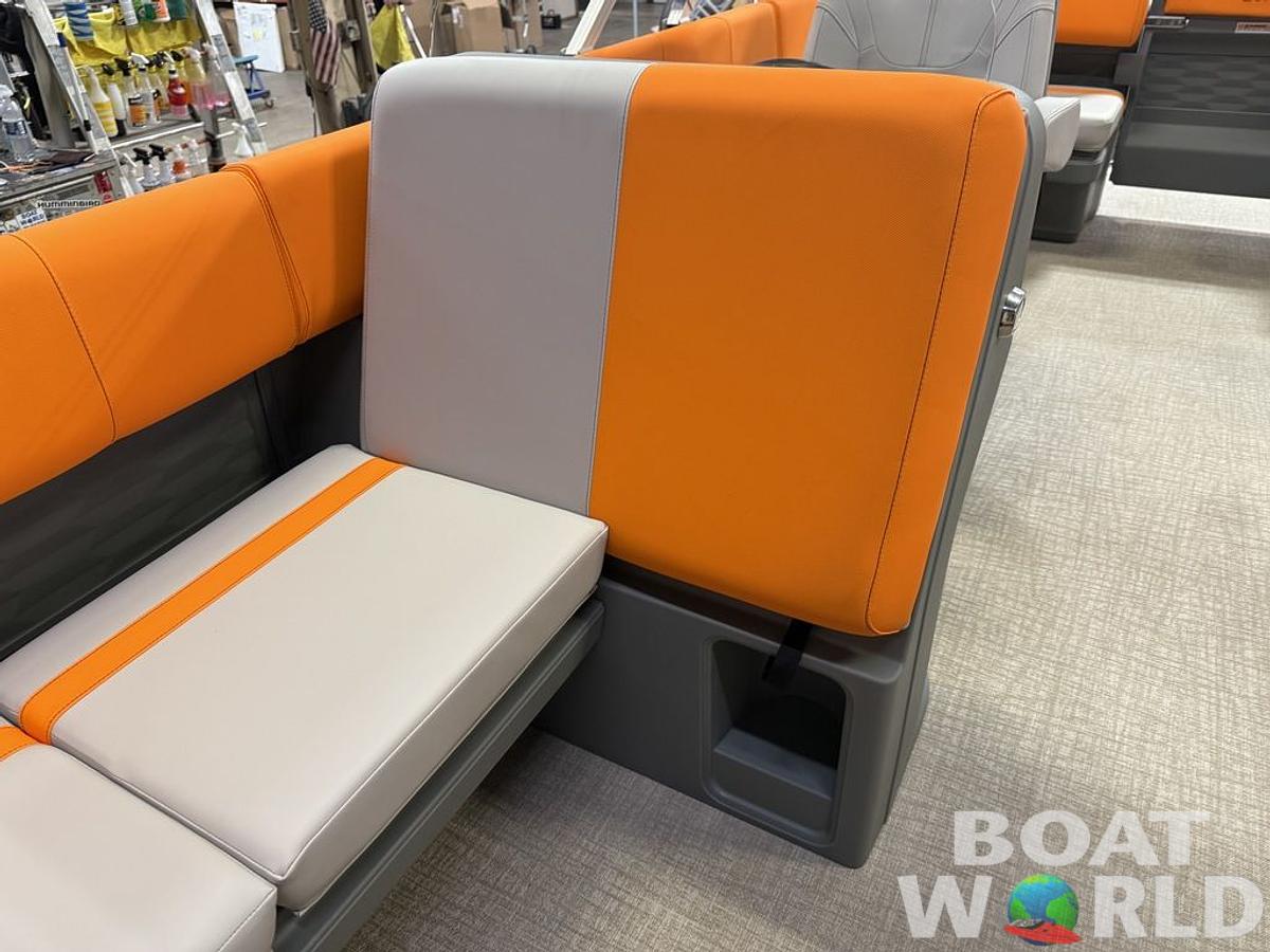 2025 Tahoe Pontoons Aura 1985 Quad Lounge & 50HP 4-Stroke EFI