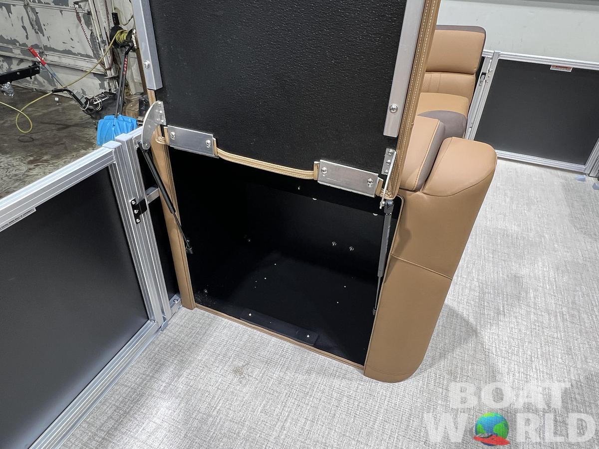 2026 Tahoe Pontoons LTZ 1985 Cruise Pontoon 