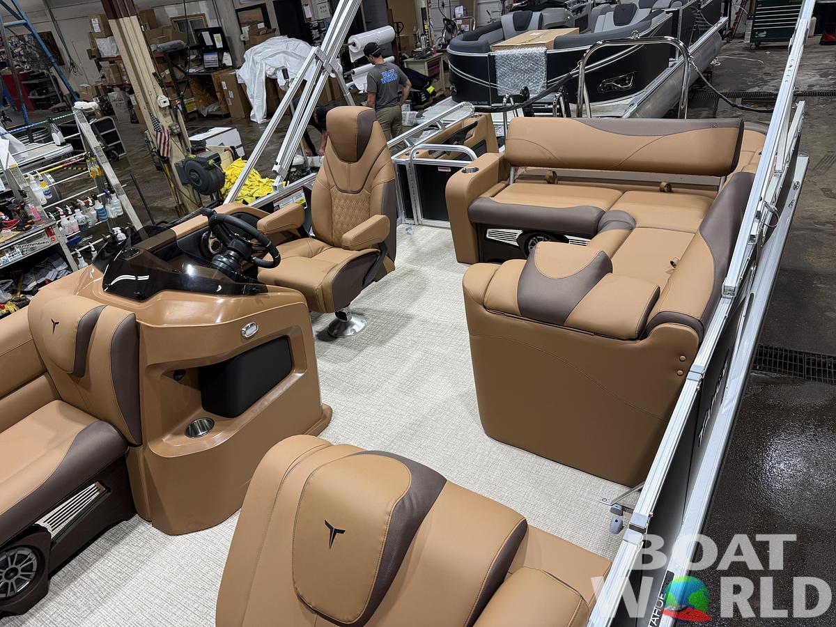 2027 Tahoe LTZ 2385 VRB SE Swingback Pontoon $42995