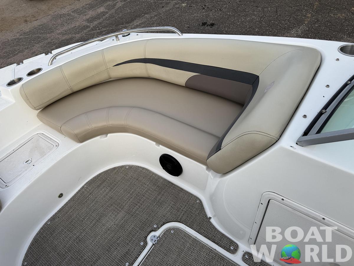 Used 2019 Hurricane SunDeck 187 with 150HP Yamaha Fourstroke EFI Outboard