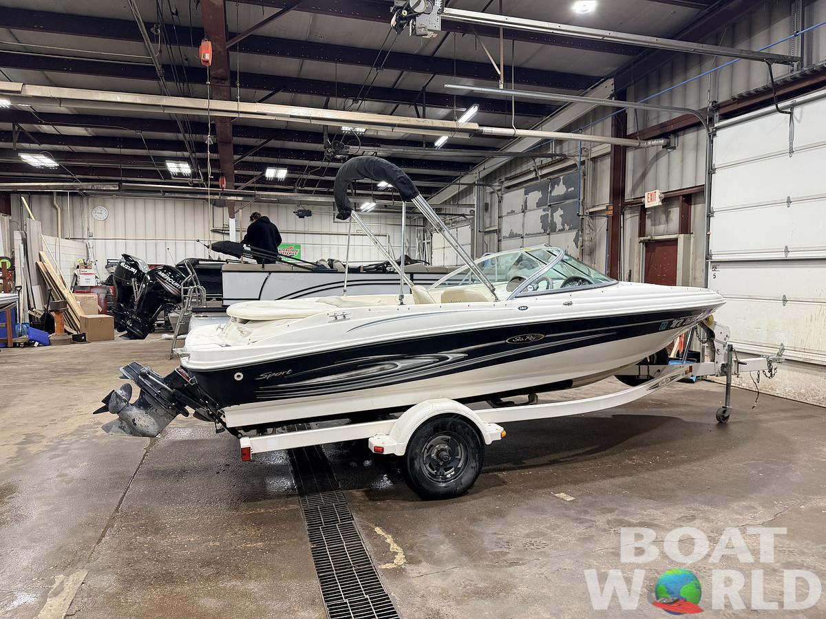Used 2004 Sea Ray Sport 180 Runabout & 135HP 3.0L Mercruiser - $7,995