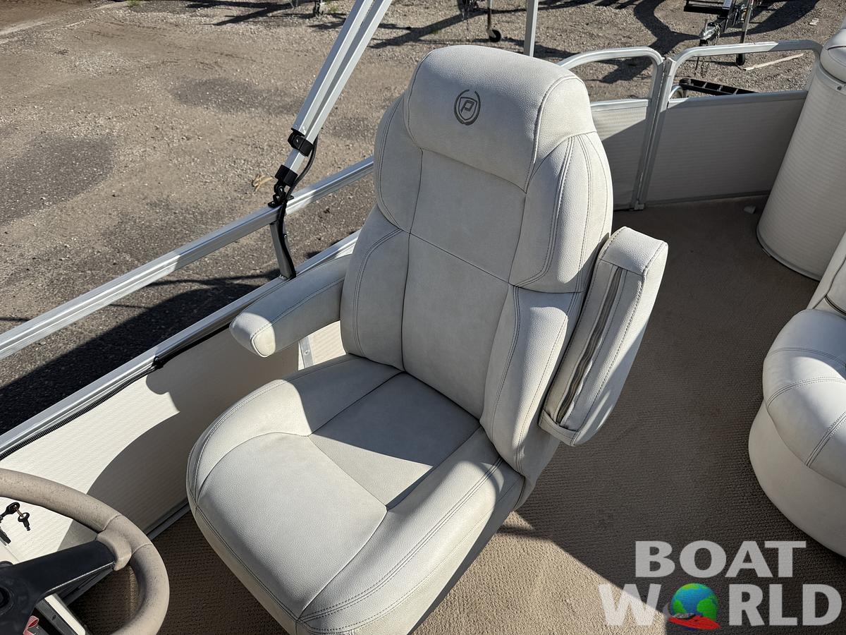 Used 2007 Premier  225 SunSation Pontoon