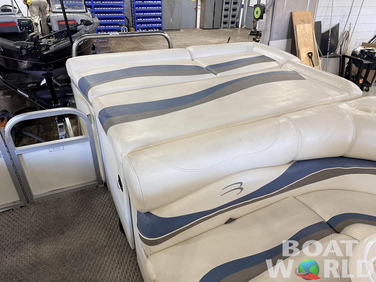 Used 2005 Bennington 2275 RL & 75HP Yamaha 4Stroke - $15,995