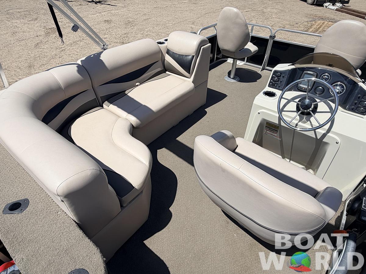 Used 2013 Qwest 7516 Adventure & 40HP Mercury 4Stroke - $16,995
