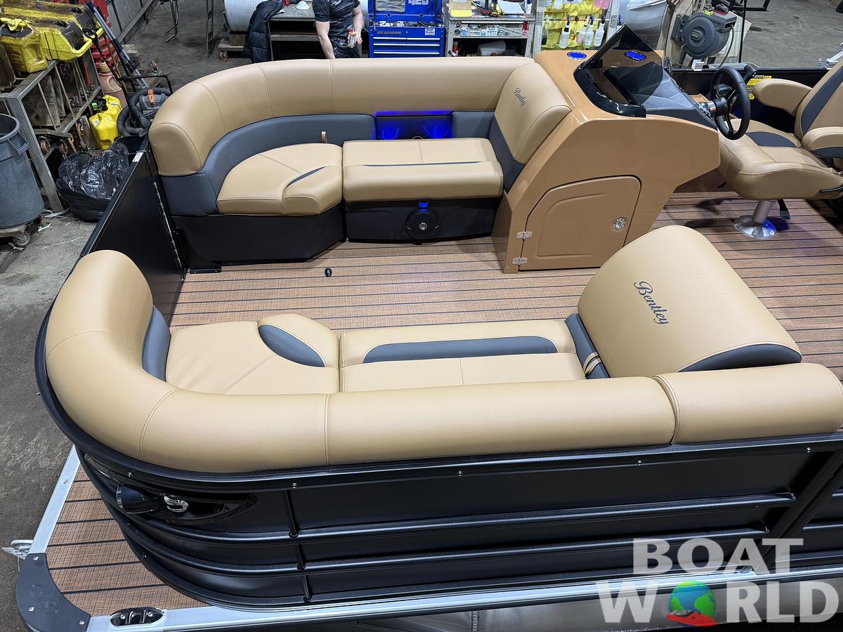 2026 Bentley Legacy 220 QSB Swingback $43995