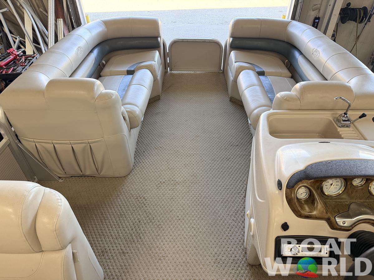 Used 2007 Princecraft  20 Versailles Pontoon & 60HP Mercury 4Stroke - $14,995