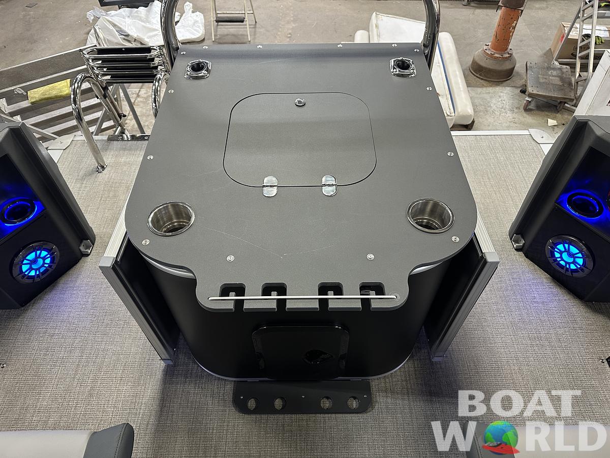 2025 Tahoe Pontoons GEOfish CRF 2585 Tritoon & Honda 4-Stroke EFI