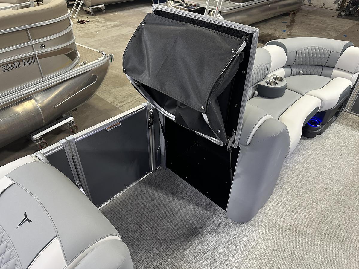 2025 Tahoe Pontoons Cascade 2385 Cruise Rear Bench Tritoon & Honda 225HP 4-Stroke EFI