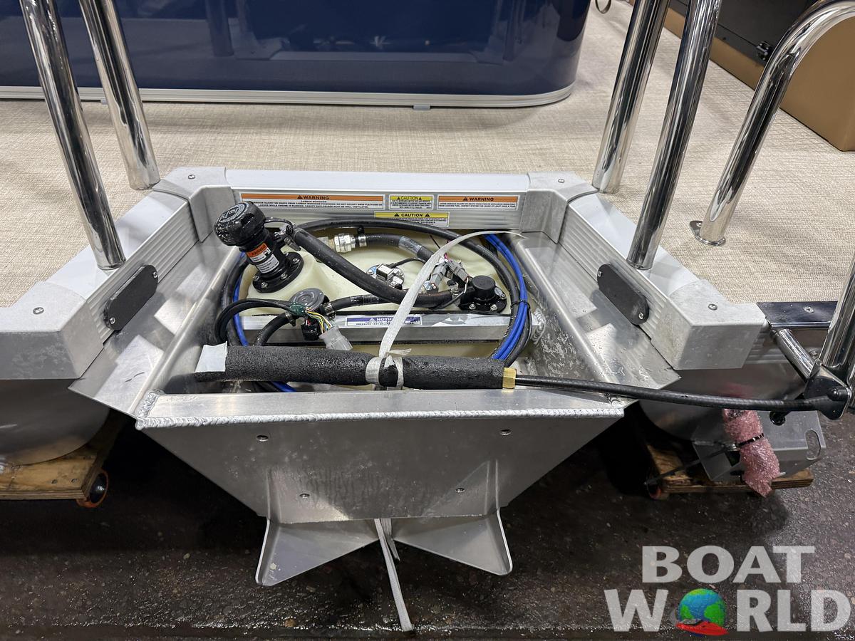 2026 Tahoe Pontoons Sport 2180 Swingback (VRB) 