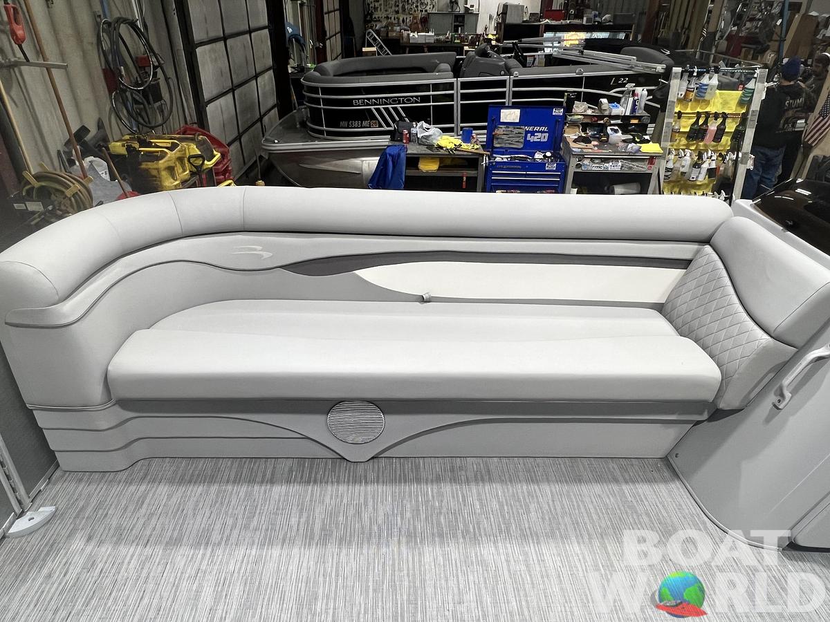 Used 2023 Bennington 21 SLCP Pontoon