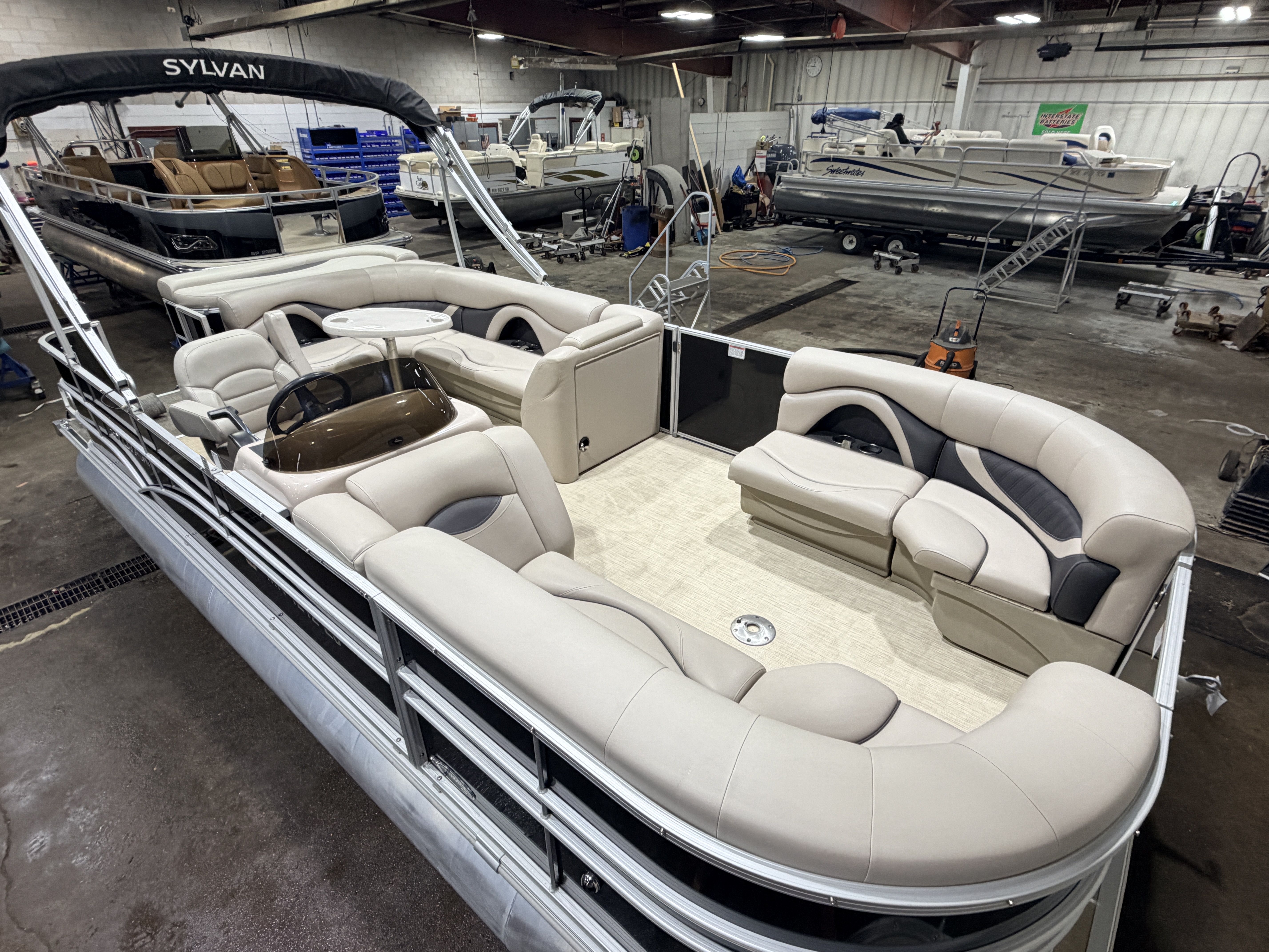 Used 2015 Sylvan Mirage 820 Cruise Special Edition Pontoon