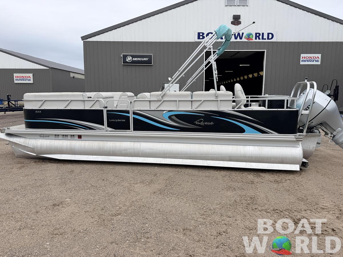 Used 2019 Qwest 822 LS Tritoon & 150HP Honda 4Stroke -$29,995