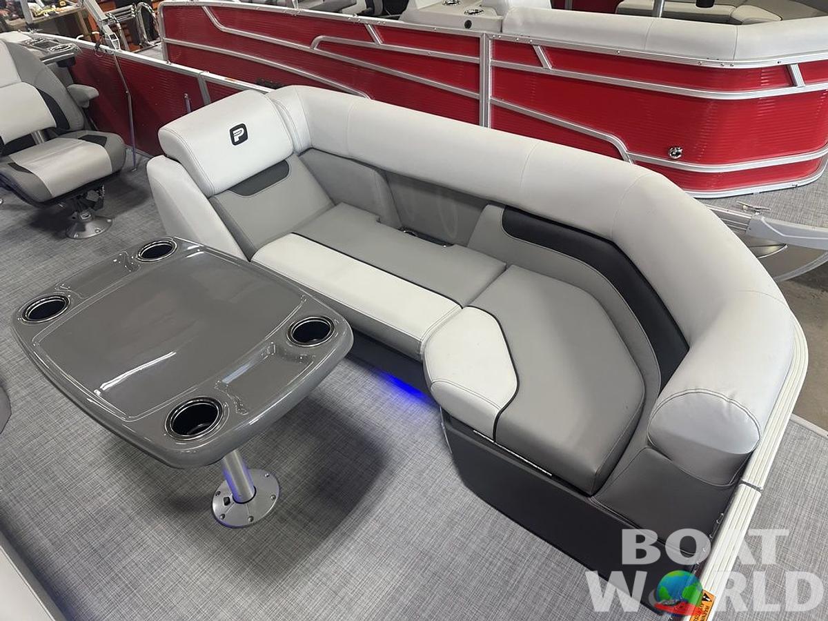 2025 Princecraft Vectra 23 RL SS Swingback Pontoon & Mercury 4-Stroke EFI