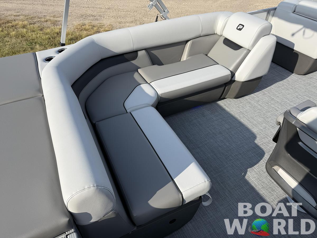 2026 Princecraft Vectra 21 Cruise Lounge Pontoon & Mercury 4-Stroke EFI