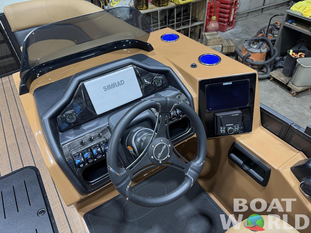 2027 Bentley Elite 223 Lounge Swingback Tritoon $66,995