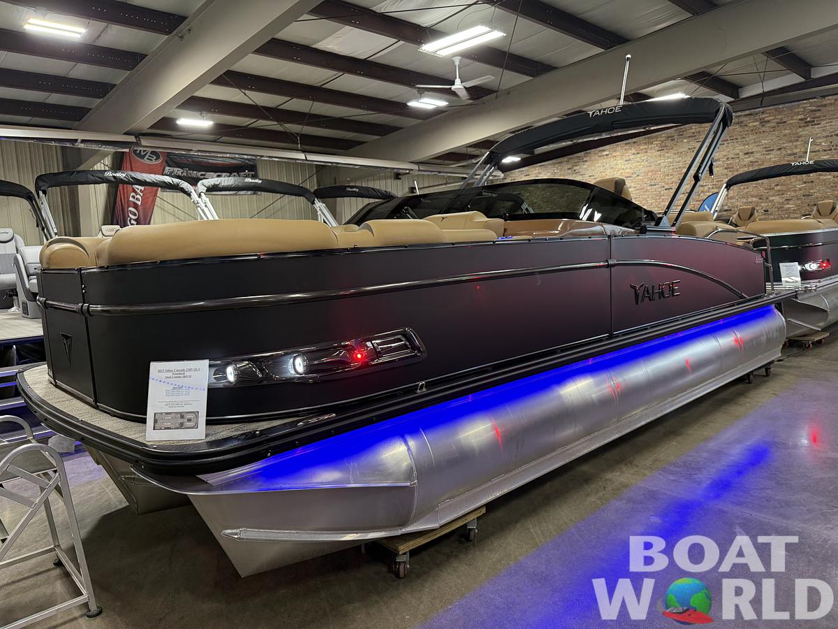 2025 Tahoe Pontoons Cascade 2385 Quad Lounge Shift Windshield Tritoon & 225HP 4-Stroke EFI