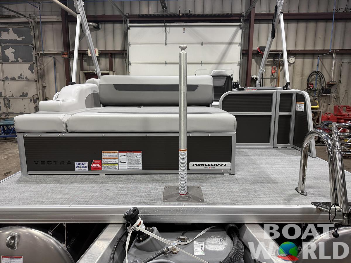 2026 Princecraft Vectra 23 RL Lounge Swingback Tritoon 