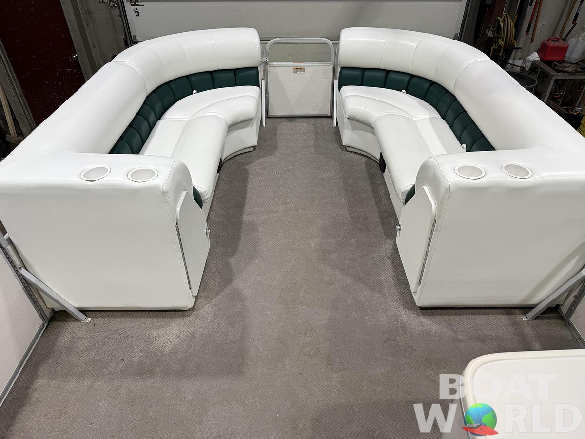 Used 2001 Manitou Legacy 240 & 2017 Mercury 4Stroke EFI $12,995