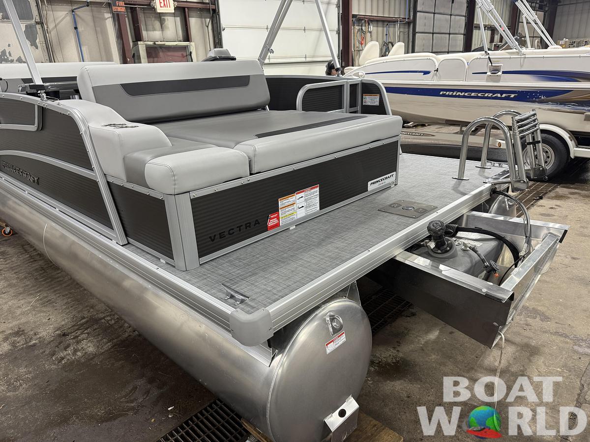 2026 Princecraft Vectra 21 RL Swingback Dinette Pontoon 