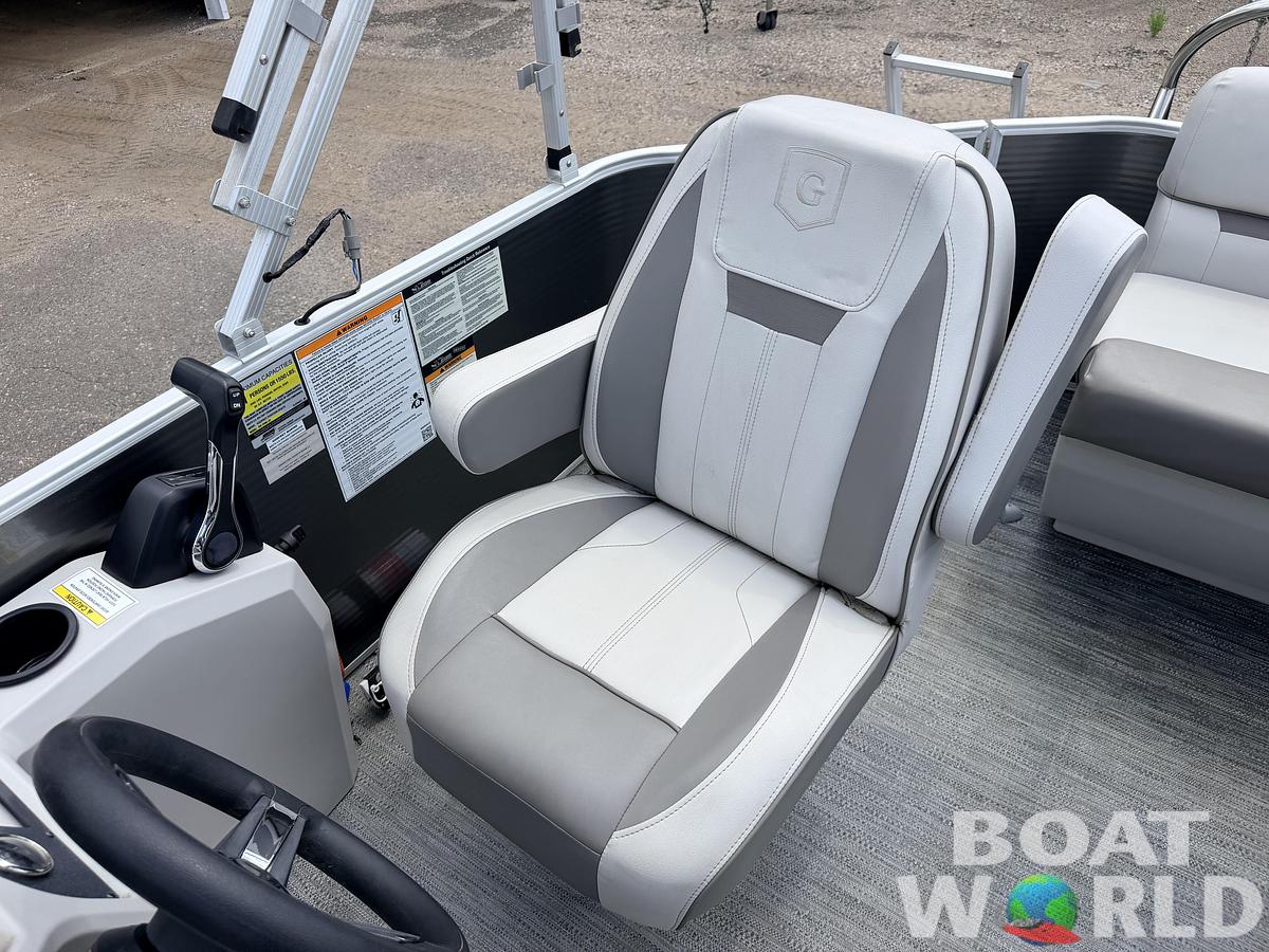 Used 2023 Sweetwater 2086 Cruise & 60HP Suzuki 4Stroke -$25,995