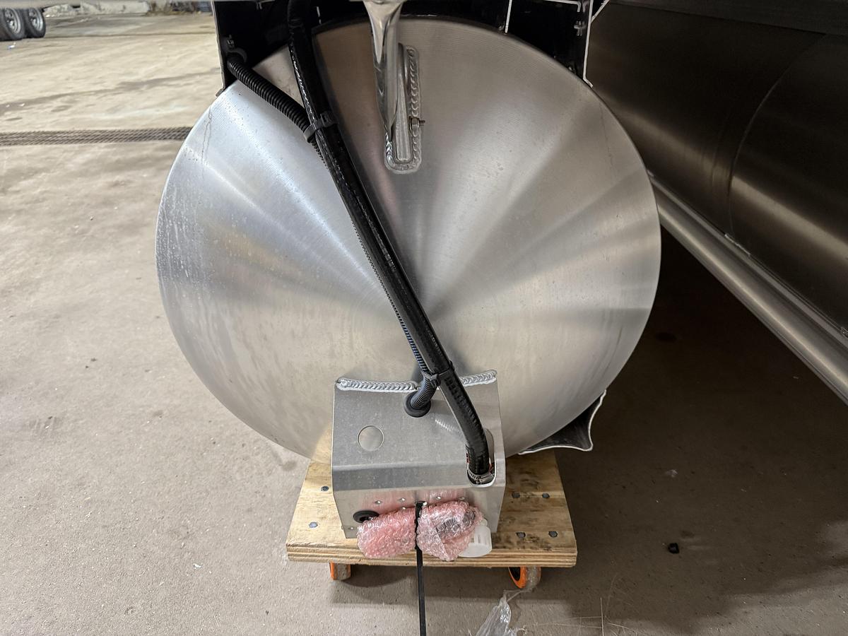 2025 Tahoe Pontoons GEOfish 2385 Rear Fish Tritoon & Honda 4-Stroke EFI