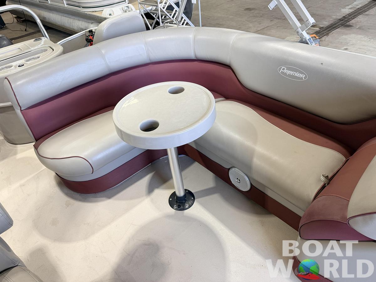 Used 2014 Premier 221 Gemini Fish n Cruise & 50HP Mercury 4Stroke -$19,995