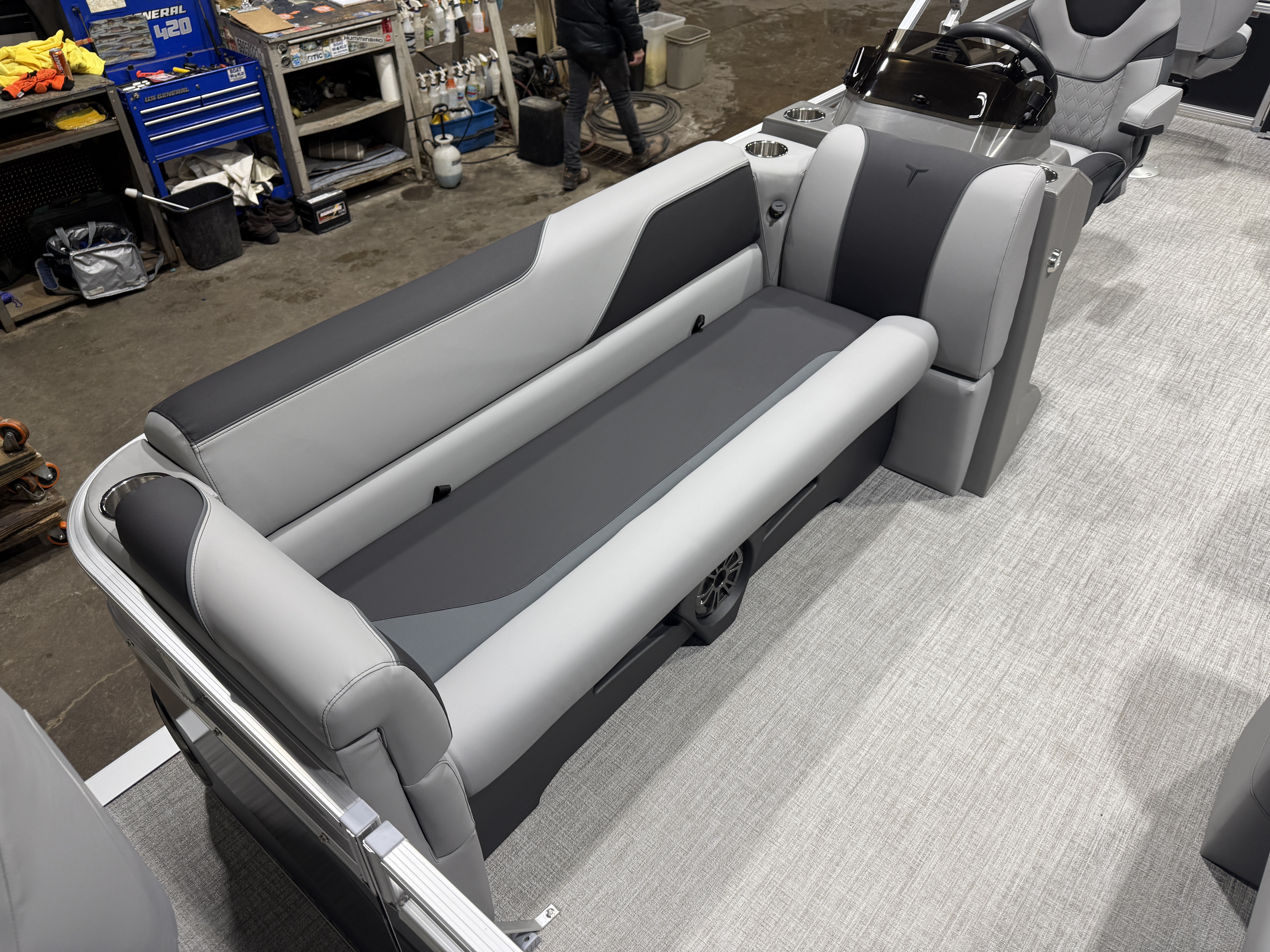 2026 Tahoe Pontoons Sport 23E80 Fish & Cruise Pontoon