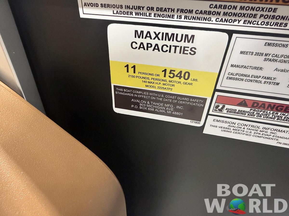 2025 Tahoe Pontoons LTZ 2385 Cruise Rear Bench (CRB) 