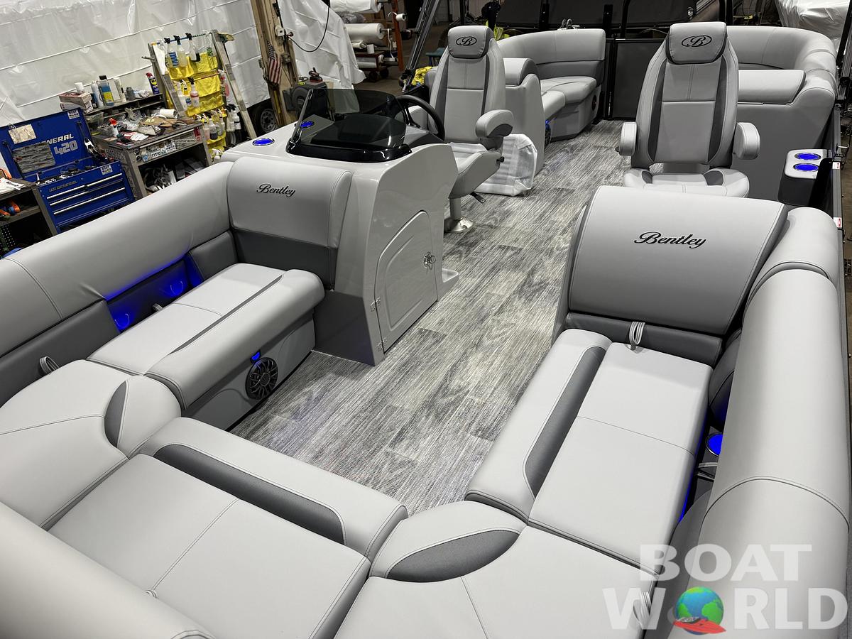 2027 Bentley Legacy 220 Navigator Quad Lounge Pontoon $41995